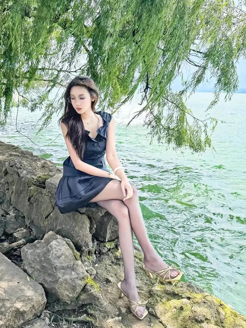 搞笑段子视频封面